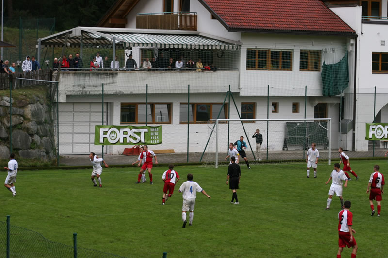 gal/Saison2008-2009- Pokal 1. Runde Hinspiel: Vintl - SV Reischach/2008-08-24 SVR gg. Vintl - Pokalhinspiel 370.jpg
